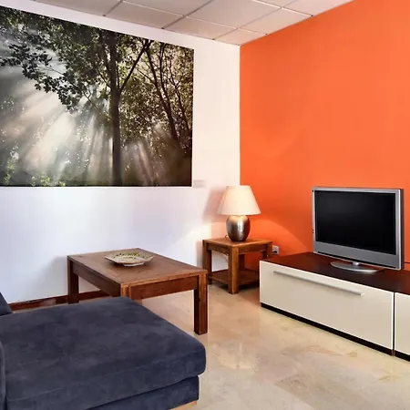 City Living Tk 2 Rm 4